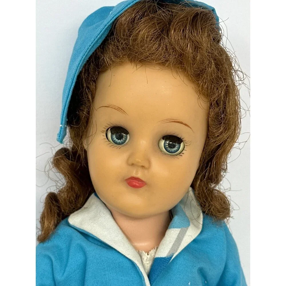 Vintage 1954 Ideal 16